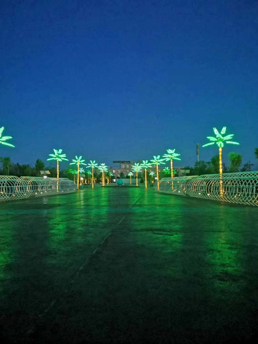 Eco-friendly LED holiday tree lights