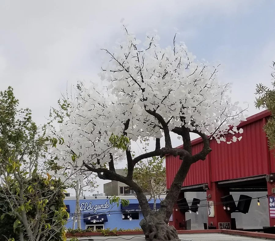 Outdoor LED Maple Tree Decoration – realistic maple leaf petals, for Christmas and holiday display by gtreelights.com