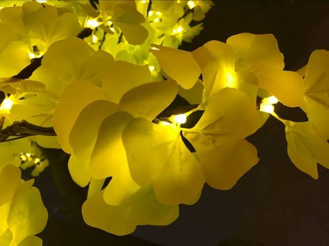 LED super high simulation ginkgo tree light,Height: 4.1m(13.5ft)