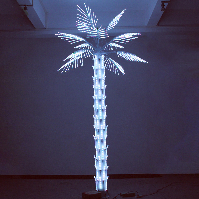 4m LED palm tree light in white, IP65 outdoor decorative lighting for gardens and commercial spaces