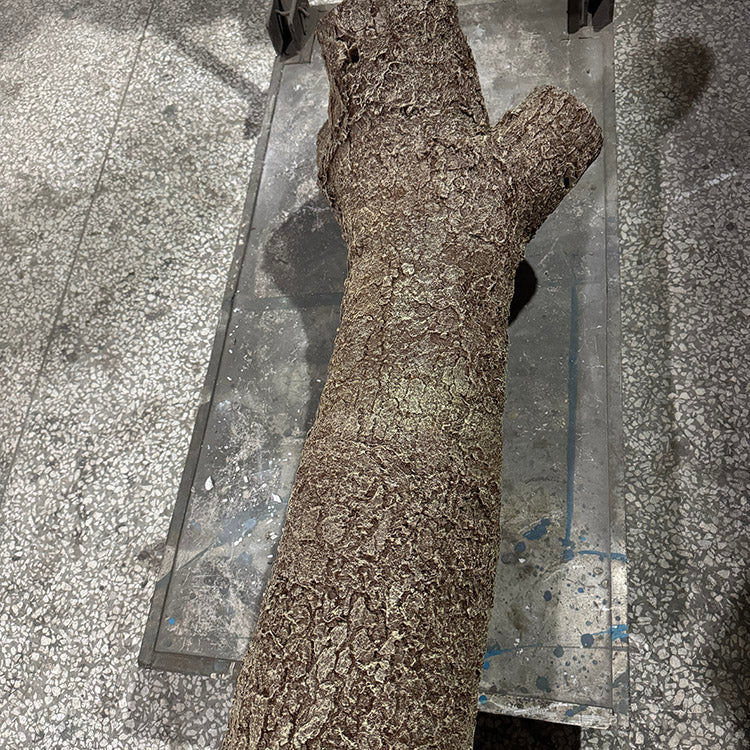 Realistic bark trunk detail of 5.5m RGBW LED super high simulation maple tree light