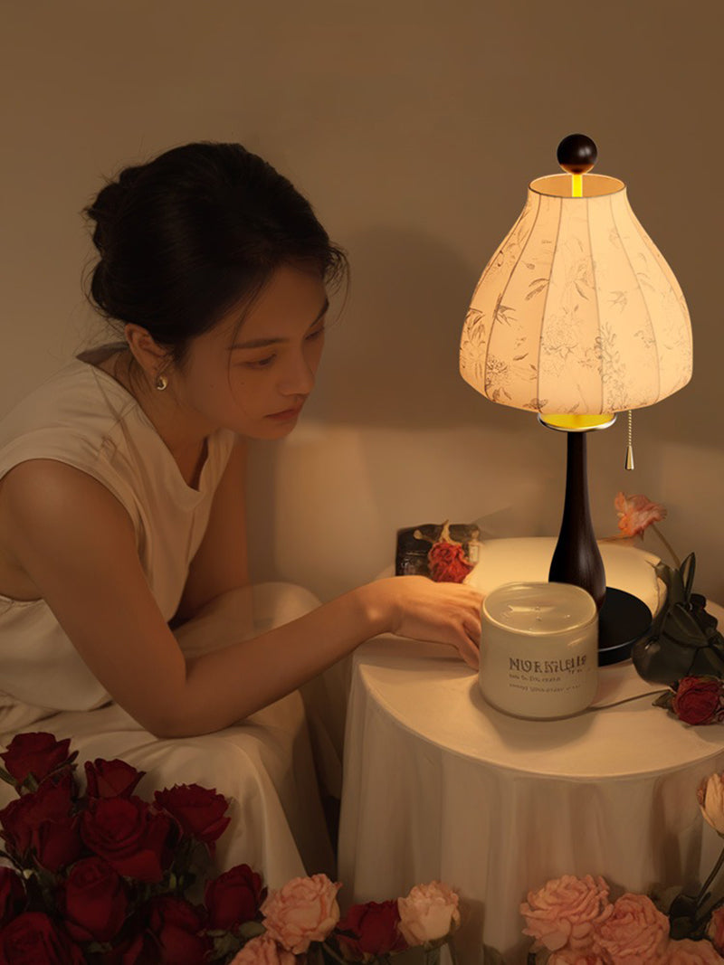 Table lamp suitable for bedroom room study fabric table lamp