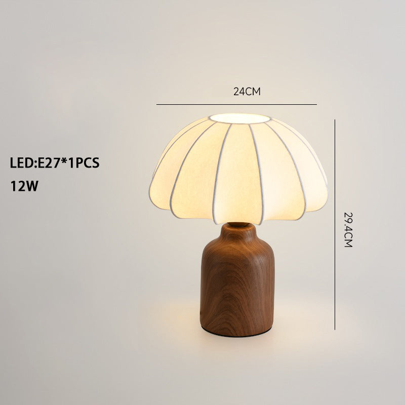Creative ceramic table lamp bedroom bedside lamp decorative table lamp desktop ornament lamp