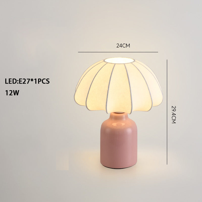 Creative ceramic table lamp bedroom bedside lamp decorative table lamp desktop ornament lamp