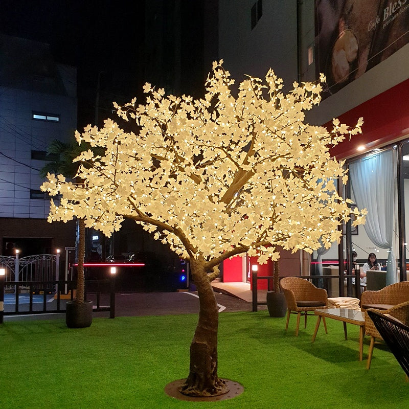 white LED Maple Tree – white maple leaf lighting effect, for commercial lighting projects