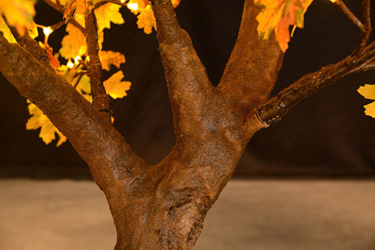 LED Maple Leaf Tree Light – waterproof and weather-resistant, for commercial lighting projects by gtreelights.com