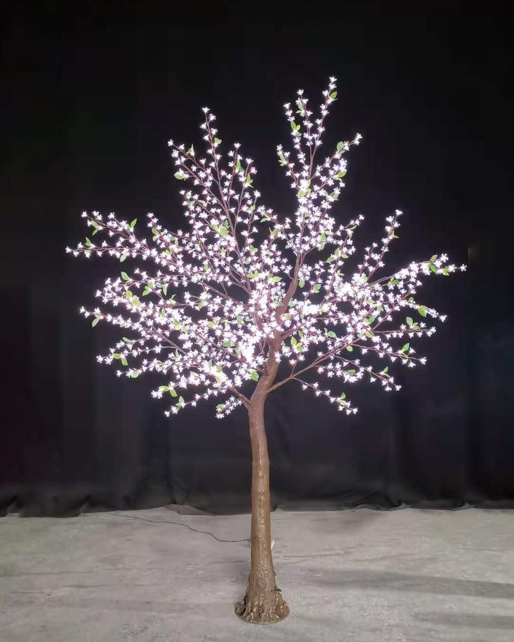 Realistic LED Flower Tree – waterproof and energy-saving, for garden and yard lighting