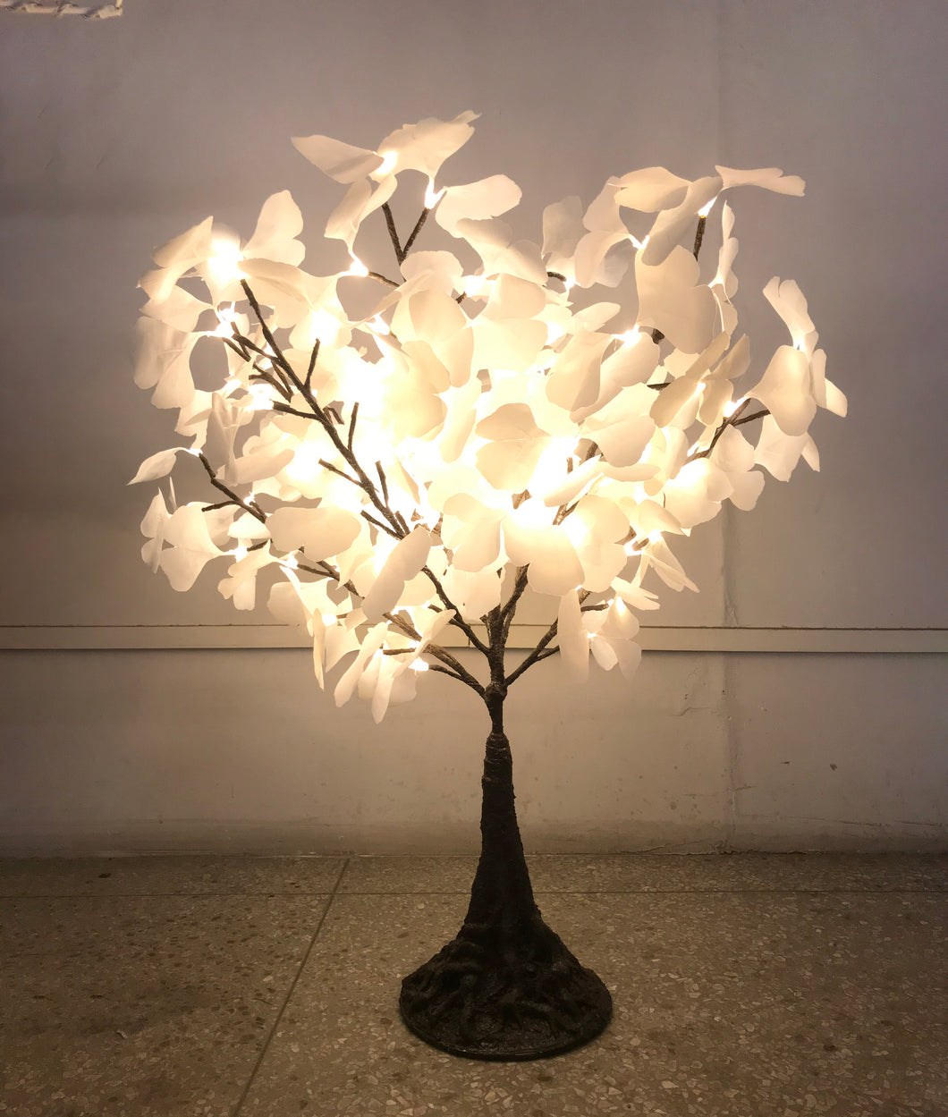 LED High simulation white ginkgo tree light, height: 90cm (2.95ft)