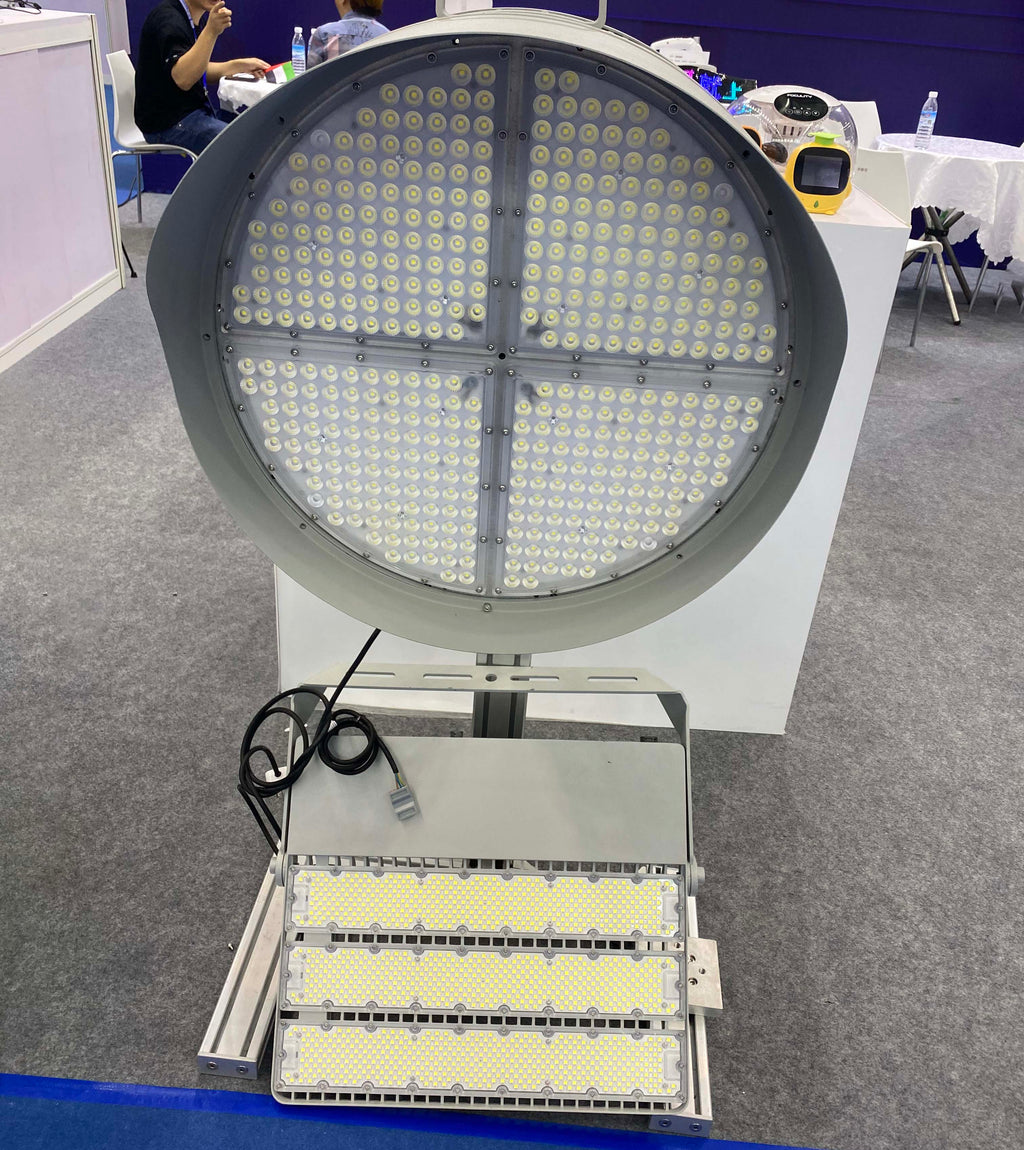 أضواء ملاعب LED بقدرة 500 وات و1000 وات 
