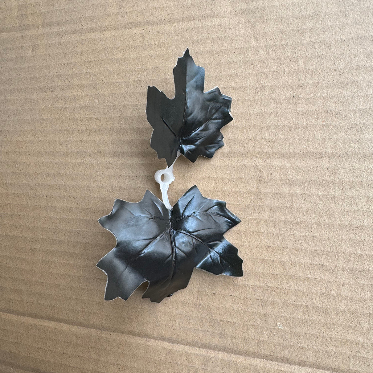 Simulation maple leaf for LED tree lights