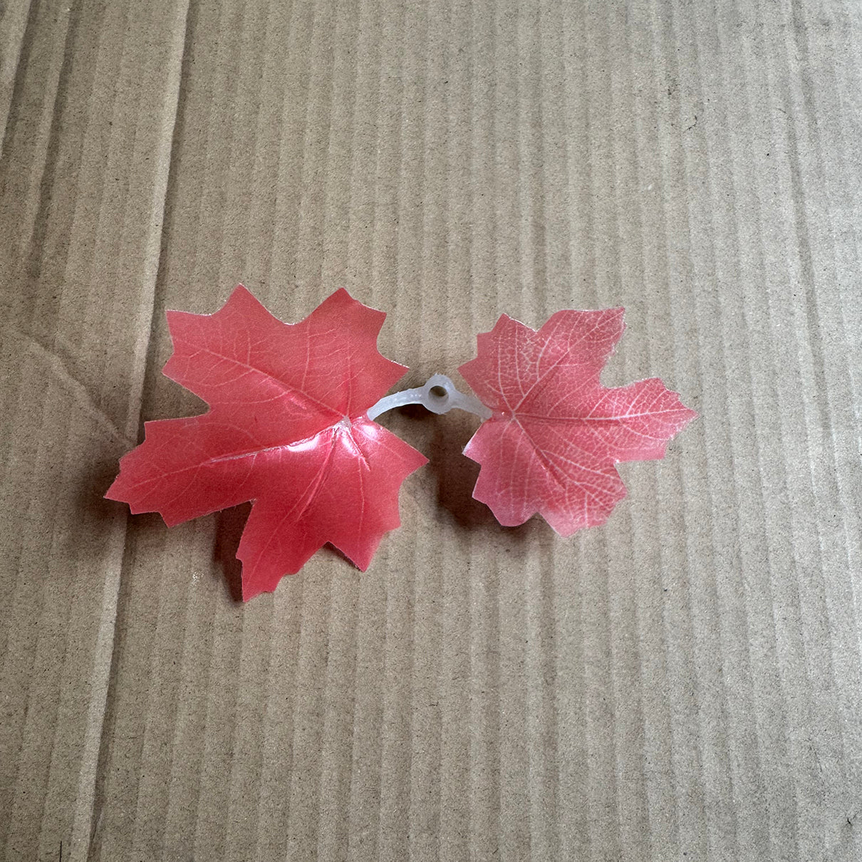 Simulation maple leaf for LED tree lights
