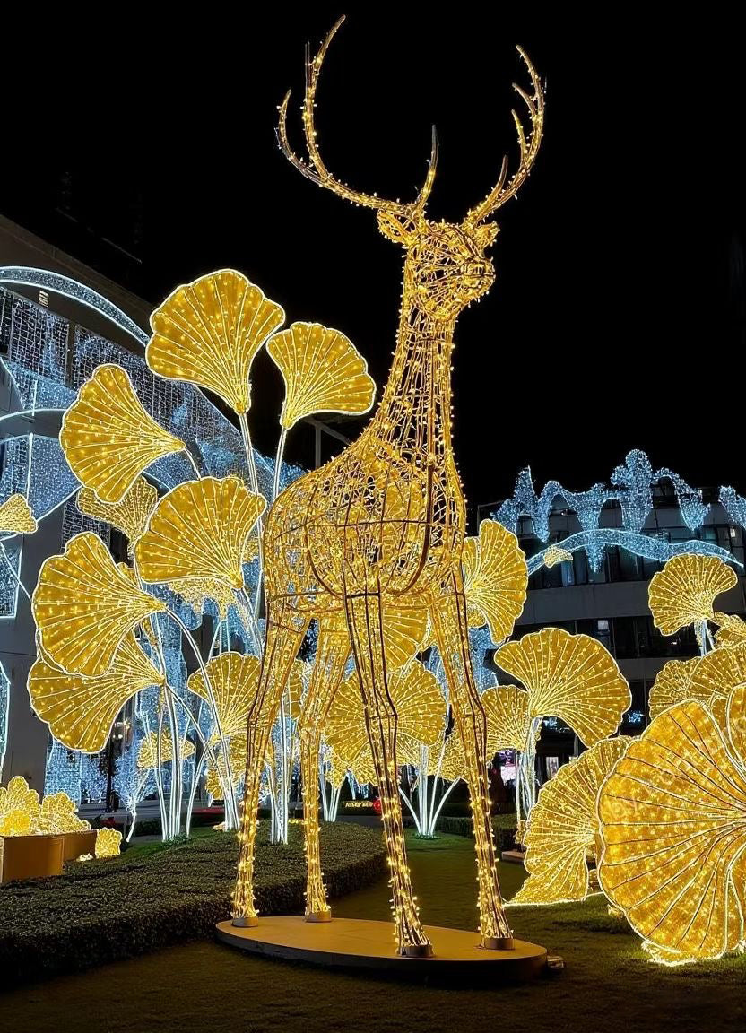 Outdoor Large 3D Reindeer Motif Lights Waterproof IP 65 Giant LED Christmas Lights  Warm White
