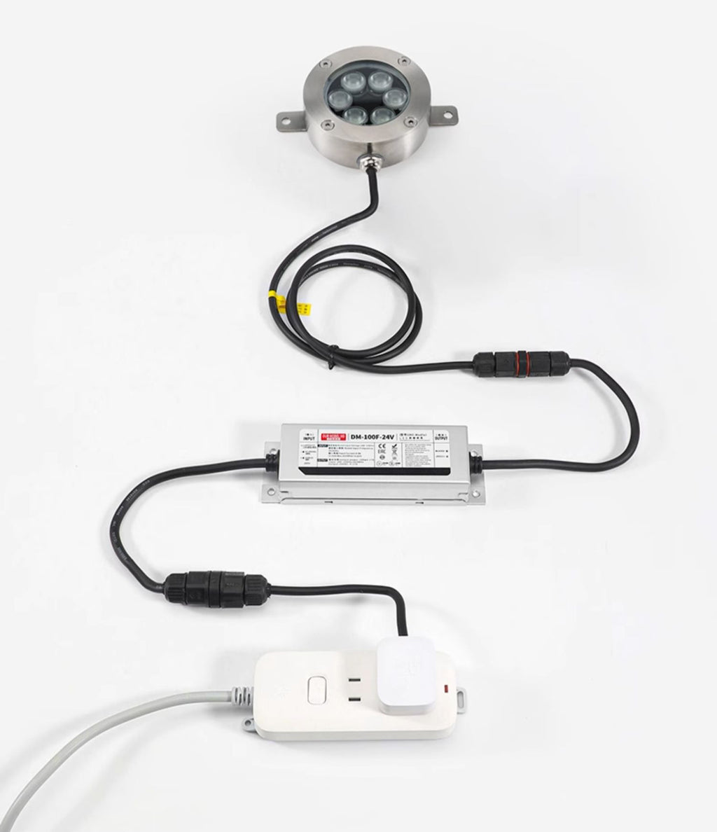 Round LED underwater light with power cable and mounting bracket