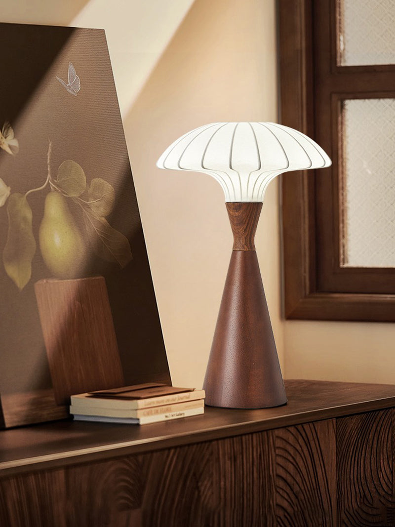 LED silk solid wood desk lamp