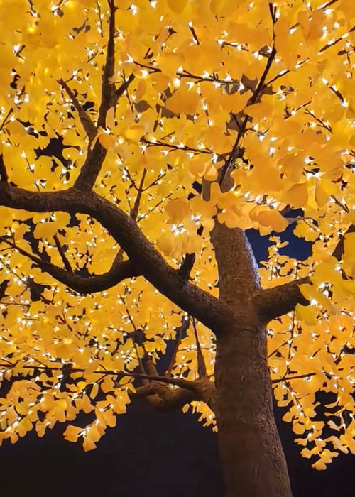 High simulation ginkgo tree trunk and yellow leaf detail with warm white LED lighting