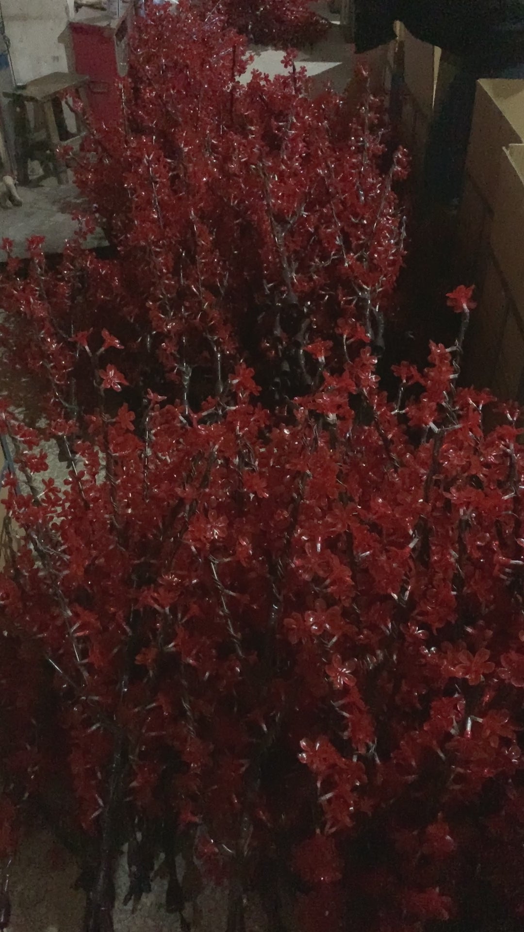 Large LED Blossom Tree Display – heavy-duty metal base for outdoor use, for landscape illumination by gtreelights.com