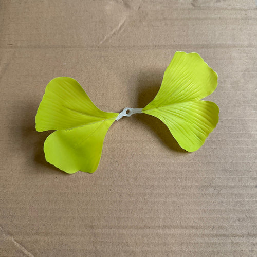 Detail photo of green simulation ginkgo leaves for RGBW LED ginkgo tree light, outdoor decor